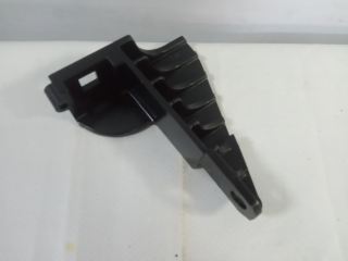 MİTSUBİSHİ L200 (07-14) SOL FAR BRAKETİ