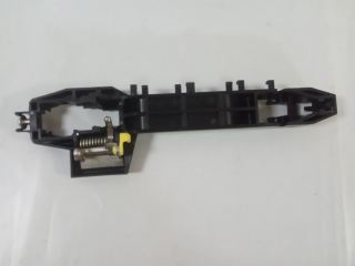 MİTSUBİSHİ L200 (15-19) KAPI KOLU İÇ BRAKETİ