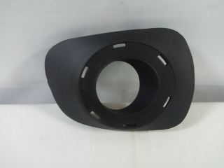 MİTSUBİSHİ L200 (10-13) SAĞ SİS LAMBA ÇERÇEVESİ