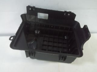 MİTSUBİSHİ ASX (10-14) HAVA FİLTRE KUTUSU ALT KISIM