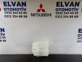 MİTSUBİSHİ L200 (15-19) CAM SU BİDONU
