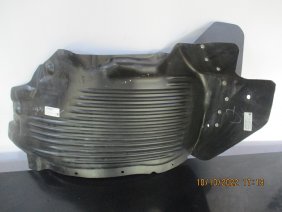 MİTSUBİSHİ L200 (19-23) ÇAMURLUK DAVLUMBAZI SAĞ ÖNÜN ÖNÜ